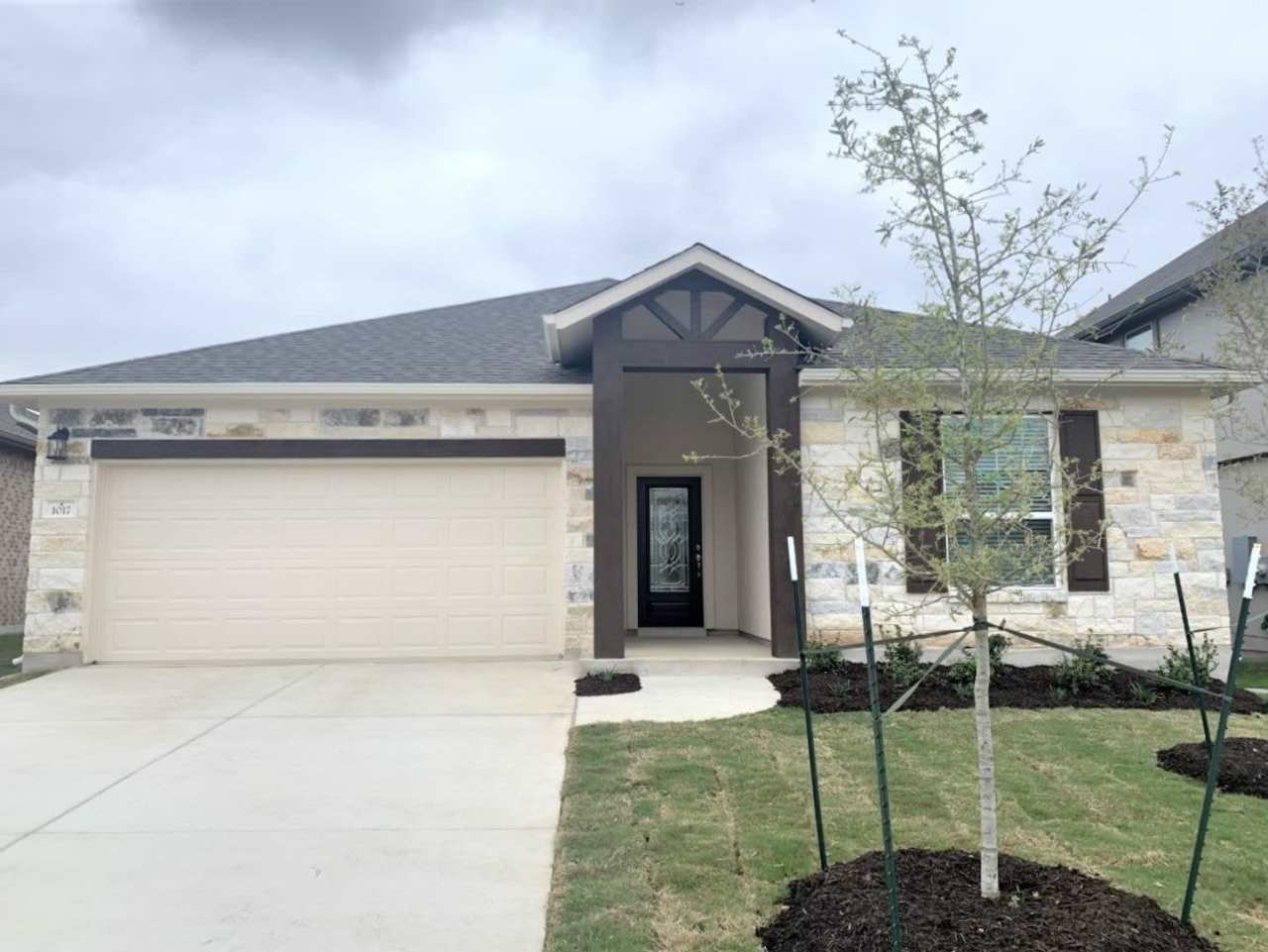 4-Bedroom Home in Oak Creek - Highly Sought After Leander ISD