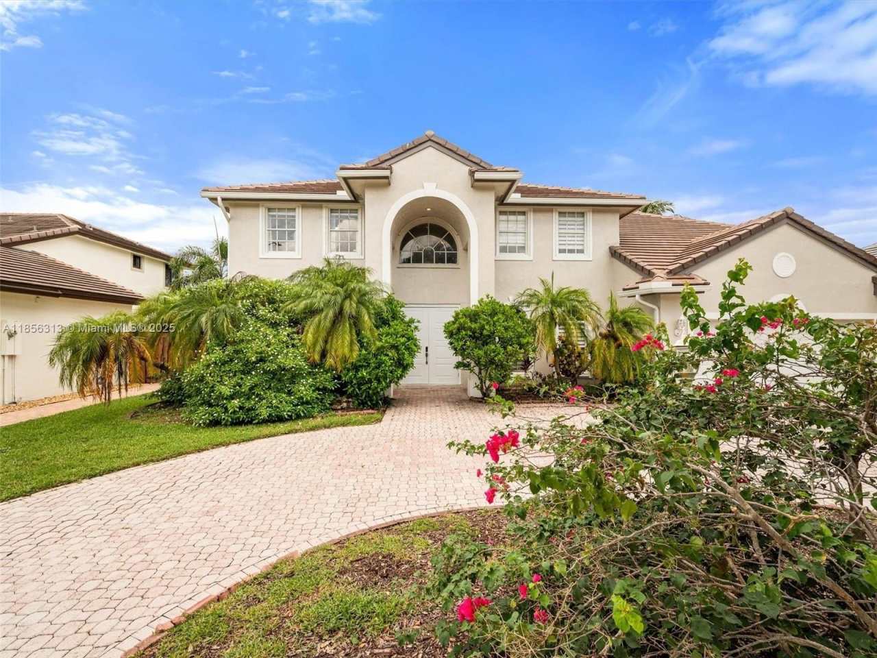 6669 W Segovia Cir W