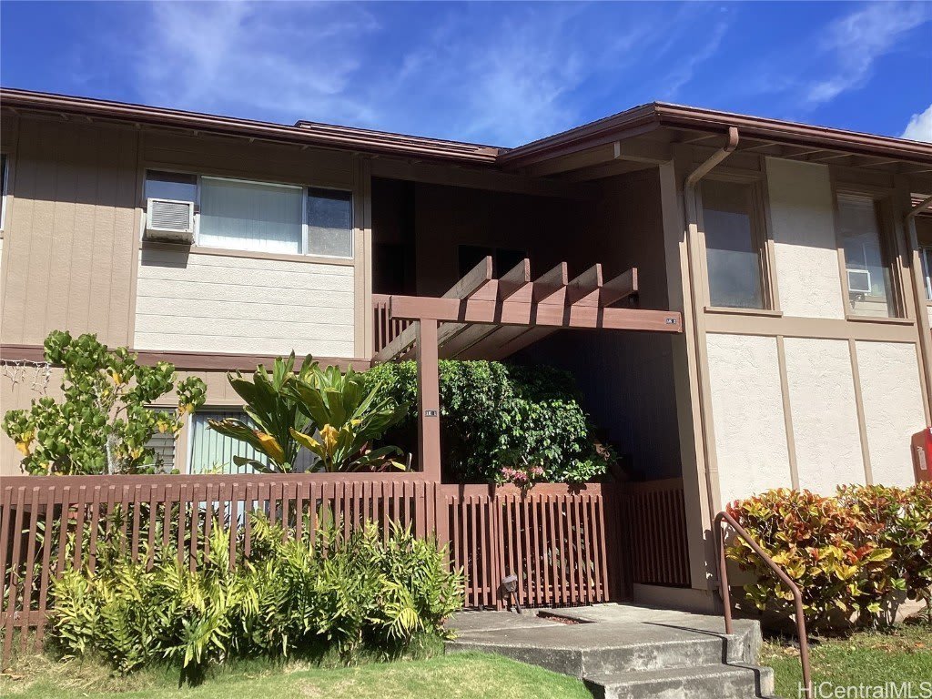 98-633 Kilinoe Street