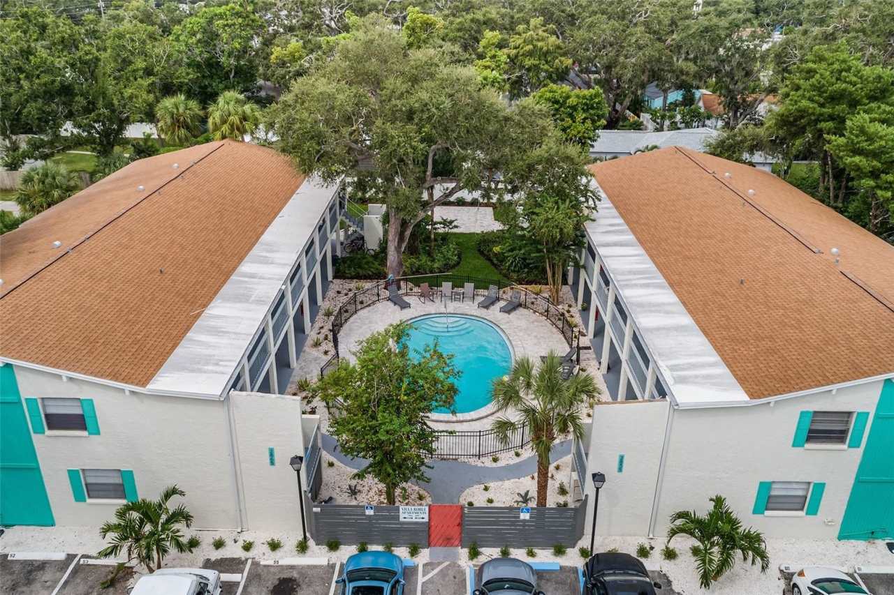 Villa Roble Apartments (1)