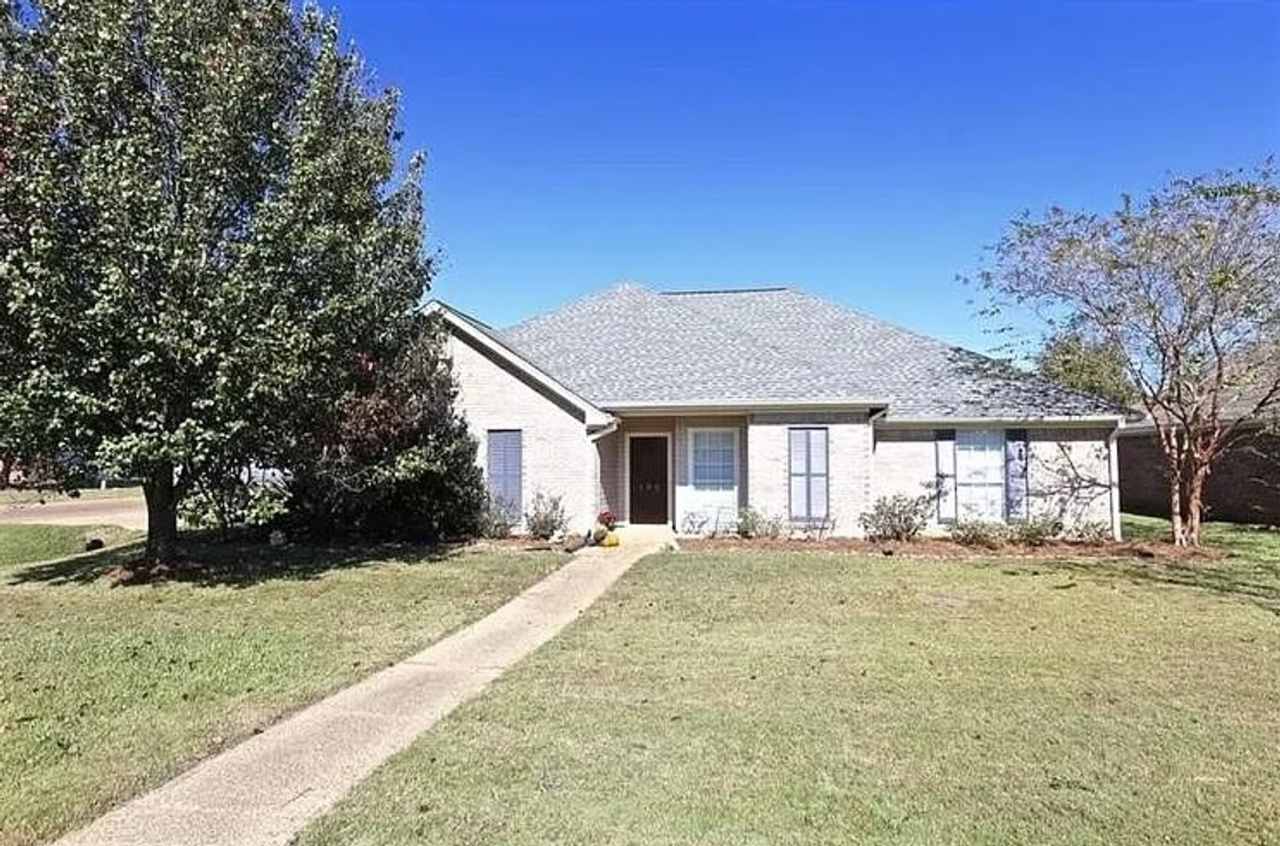 3/2 for rent in Reservoir East in Brandon 047!!