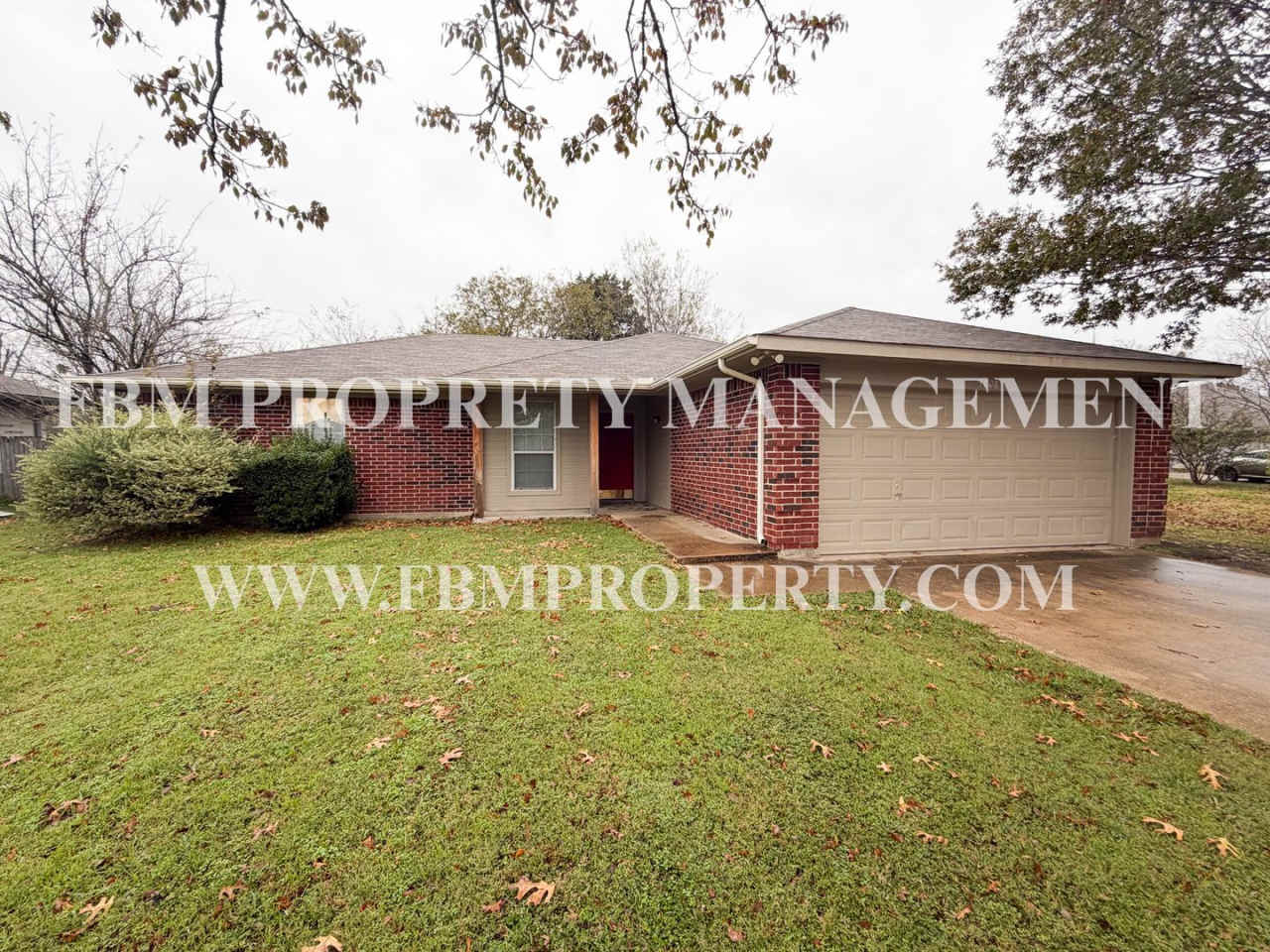 3008 View Lane - Beautiful 3 Bedroom, 2 Bathroom Home in Corsicana, TX!