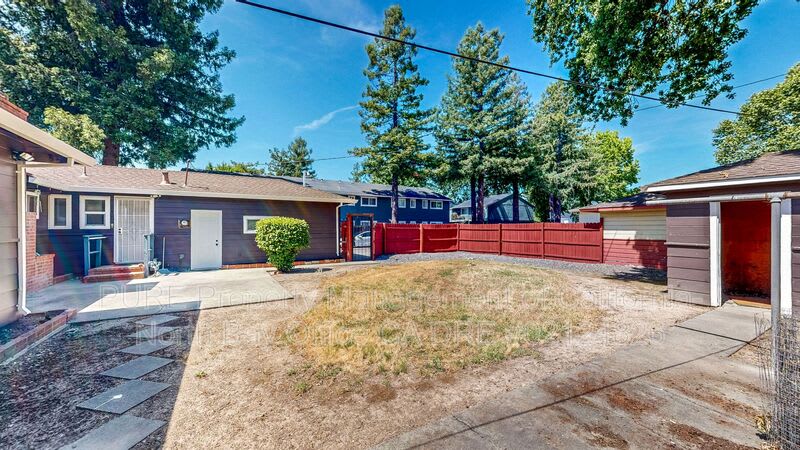 791 Dutton Ave.