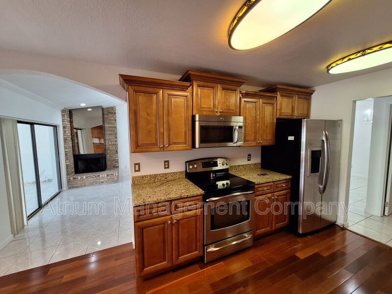 1746 Stafford Dr
