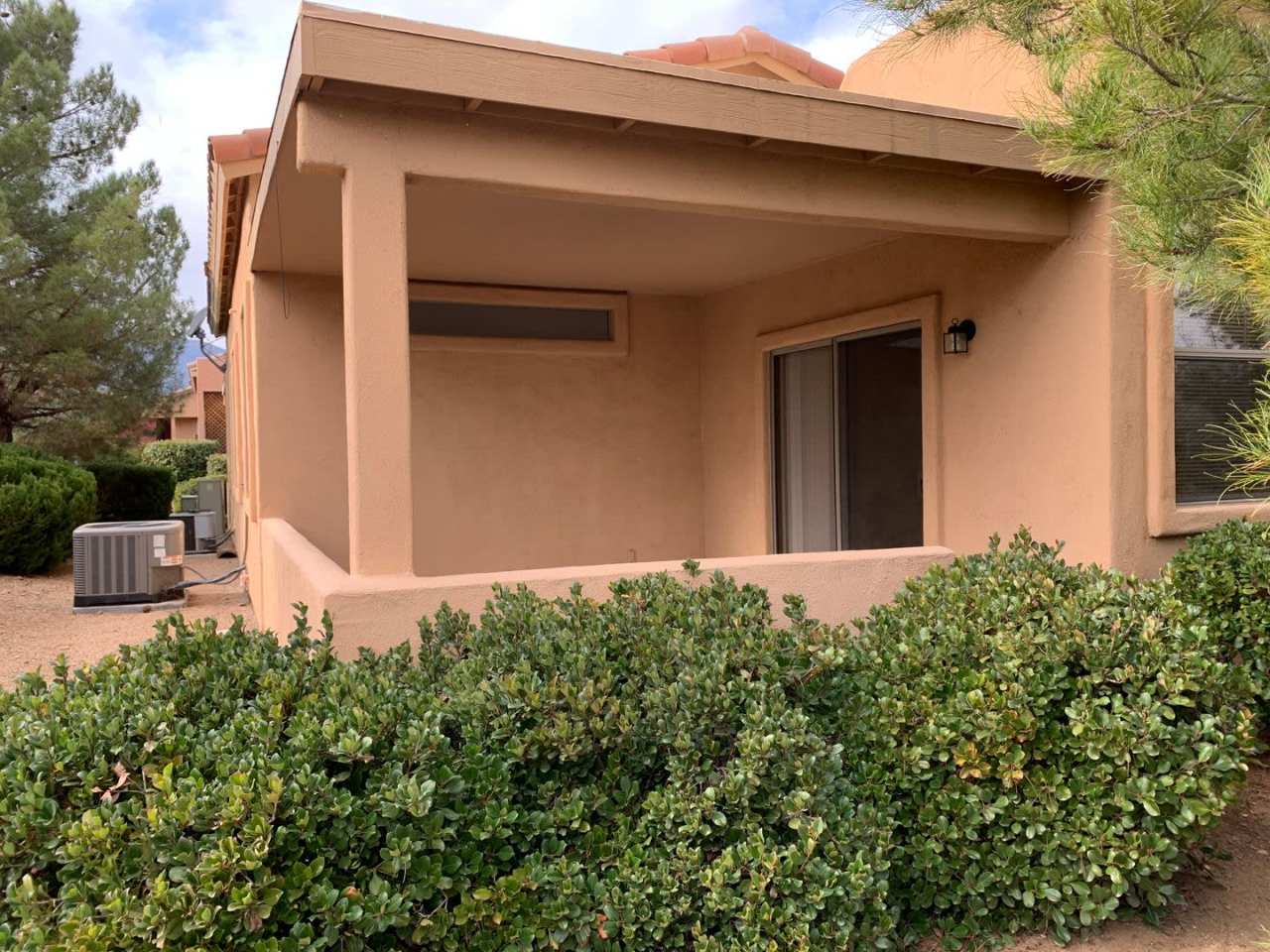 CONDOMINIUM - COTTONWOOD - COTTONWOOD SQUARE COMMONS HOA