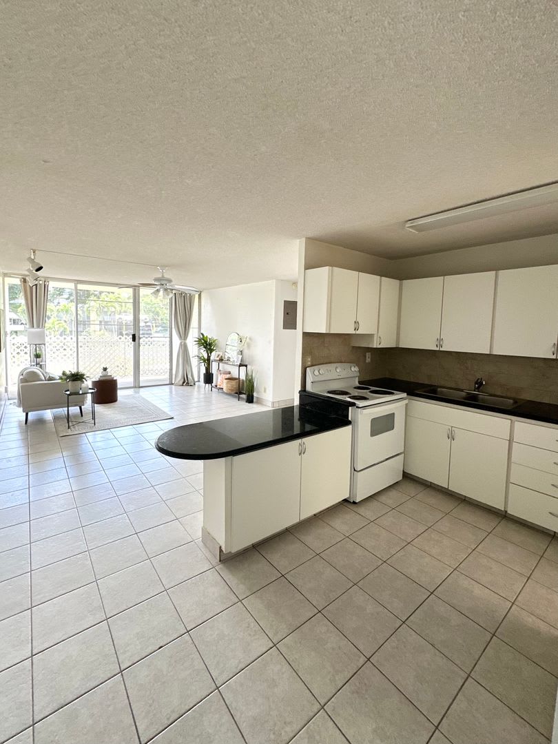 2br 1bath 2pkg unit at Valleyview Melemanu!