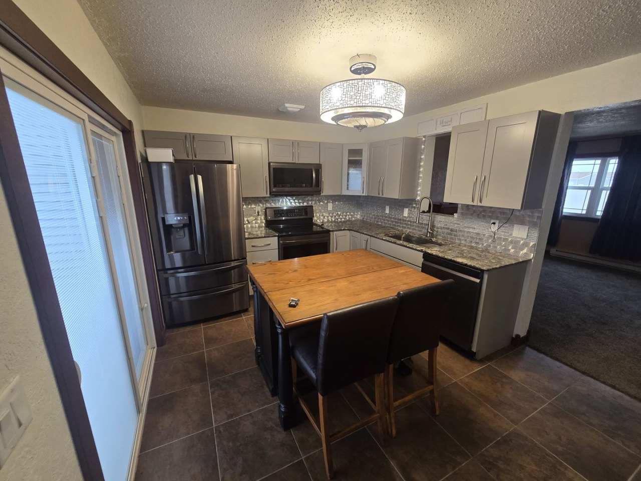 Townhome available NOW!