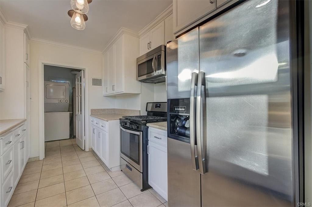 10847 Balboa Boulevard