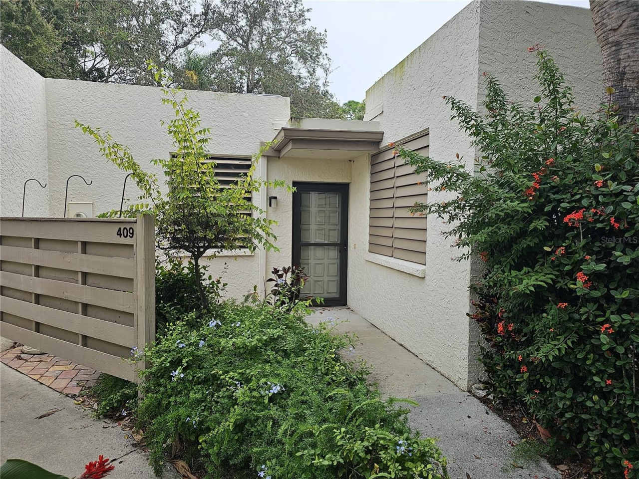 409 PALM TREE DRIVE