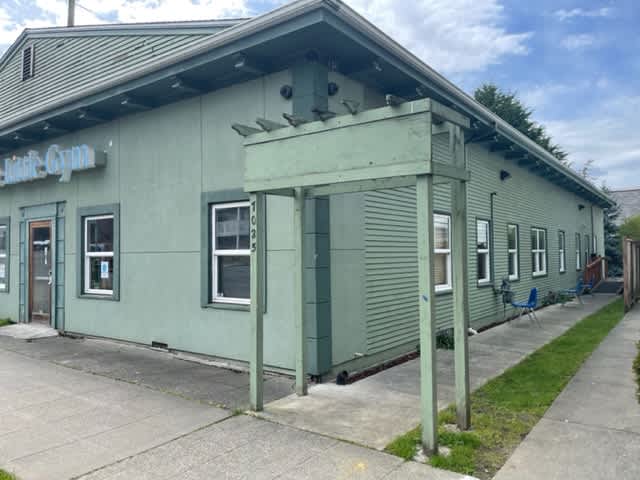 7025 California Ave SW #C