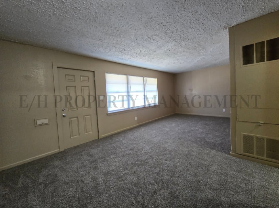 1607 South Martinson Street - 2