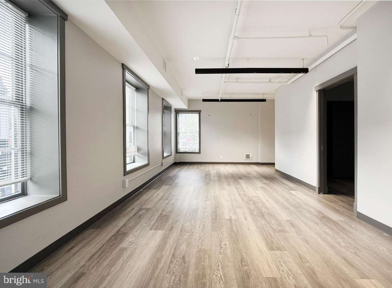 1365 WISCONSIN Avenue NW unit: 2