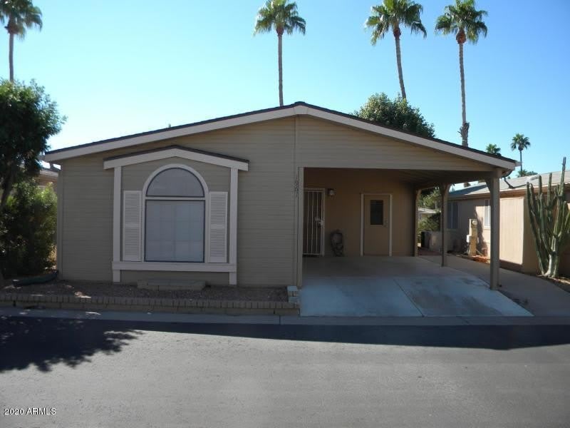 1967 E TORREY PINES Lane