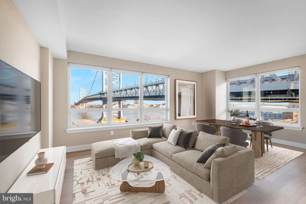 235 N COLUMBUS Boulevard unit: 1110