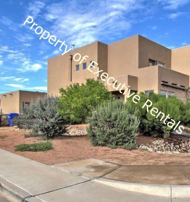 1401 Monte Vista Ave - $250 Off 1st month for this Exceptional Las Cruces Rental House!