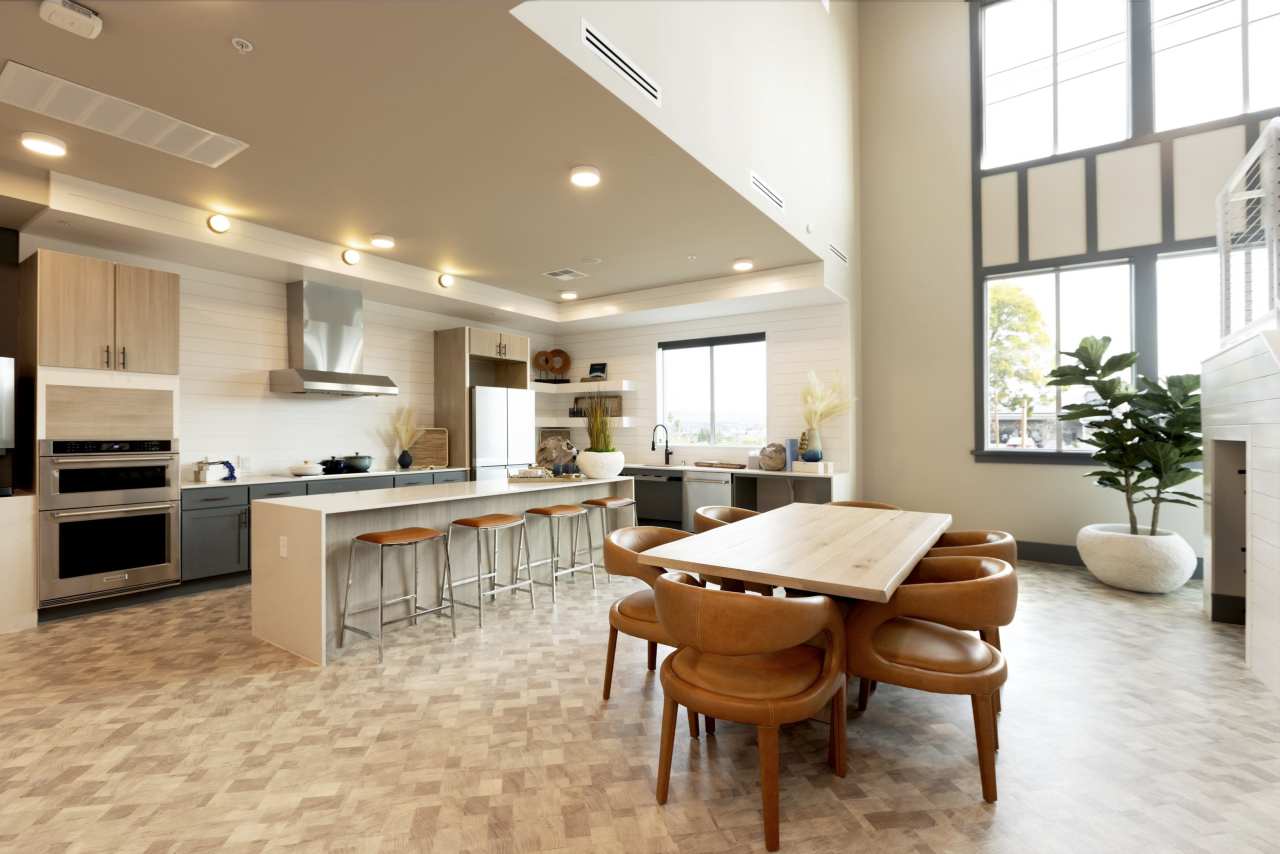 Anchor 532 Luxury Apartments