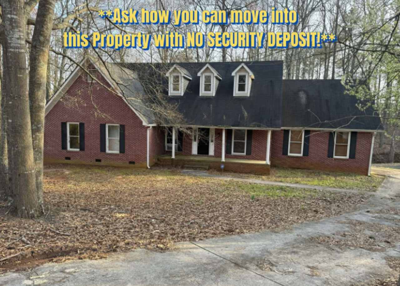 308 Wynterhall Dr - AVAILABLE NOW! Ask how you can move into this Property with NO SECURITY DEPOSIT!