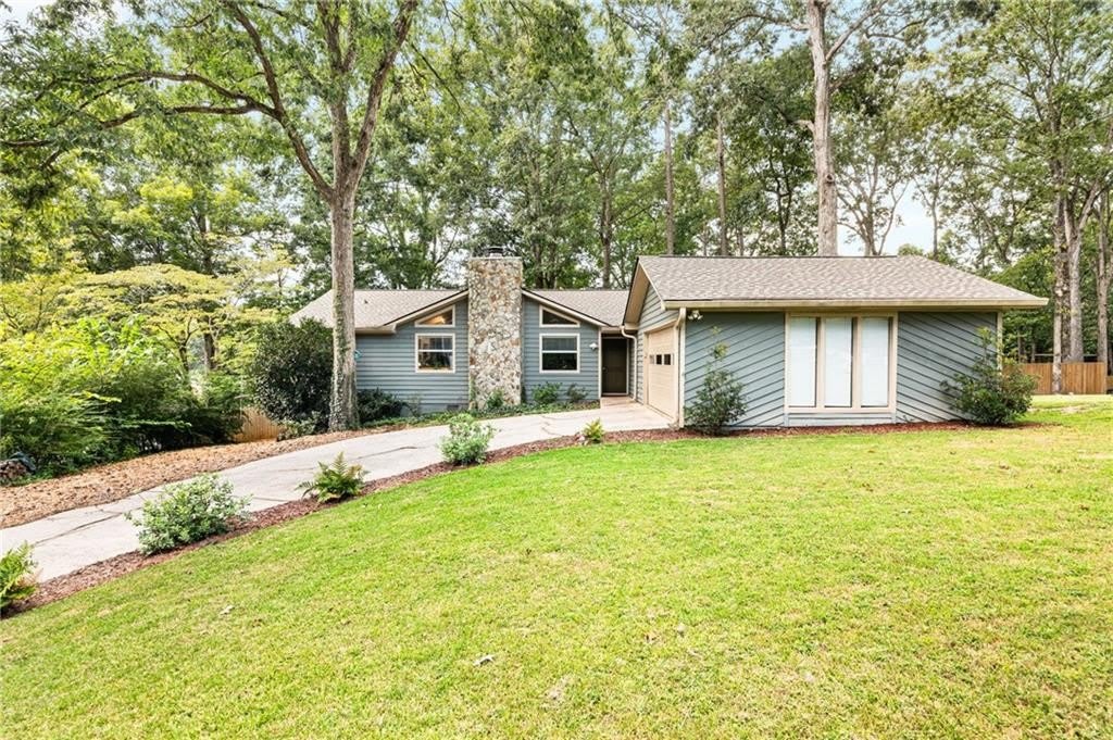 2076 Lake Ridge Terrace