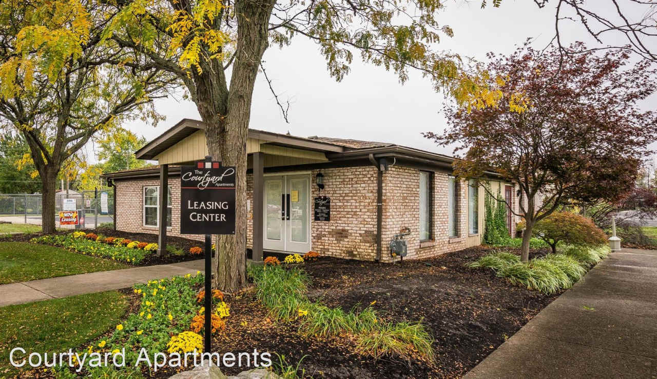 Courtyard Apartments
