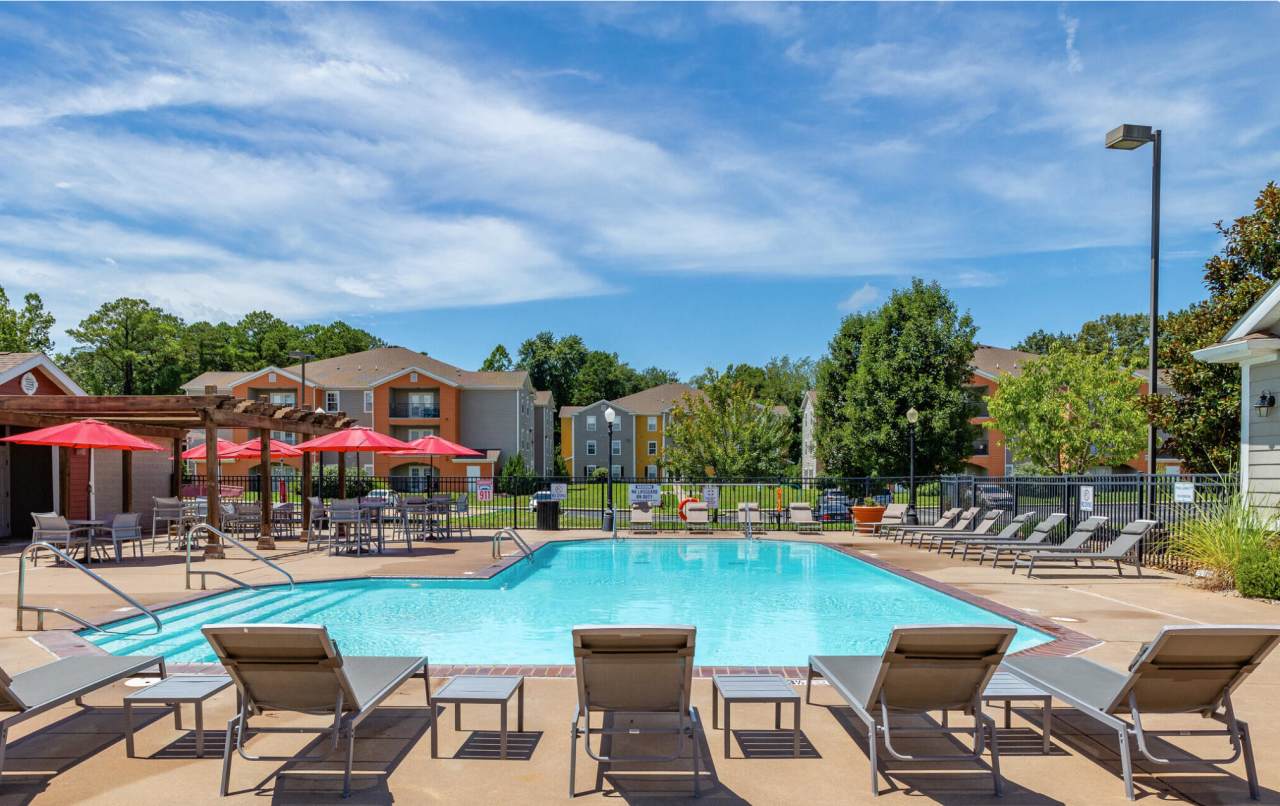 500 Saluki Boulevard - 2 Bed/2 Bath