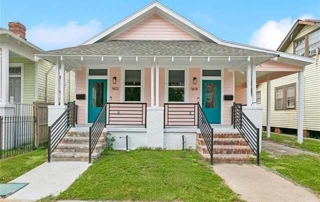 1612 LEONIDAS Street