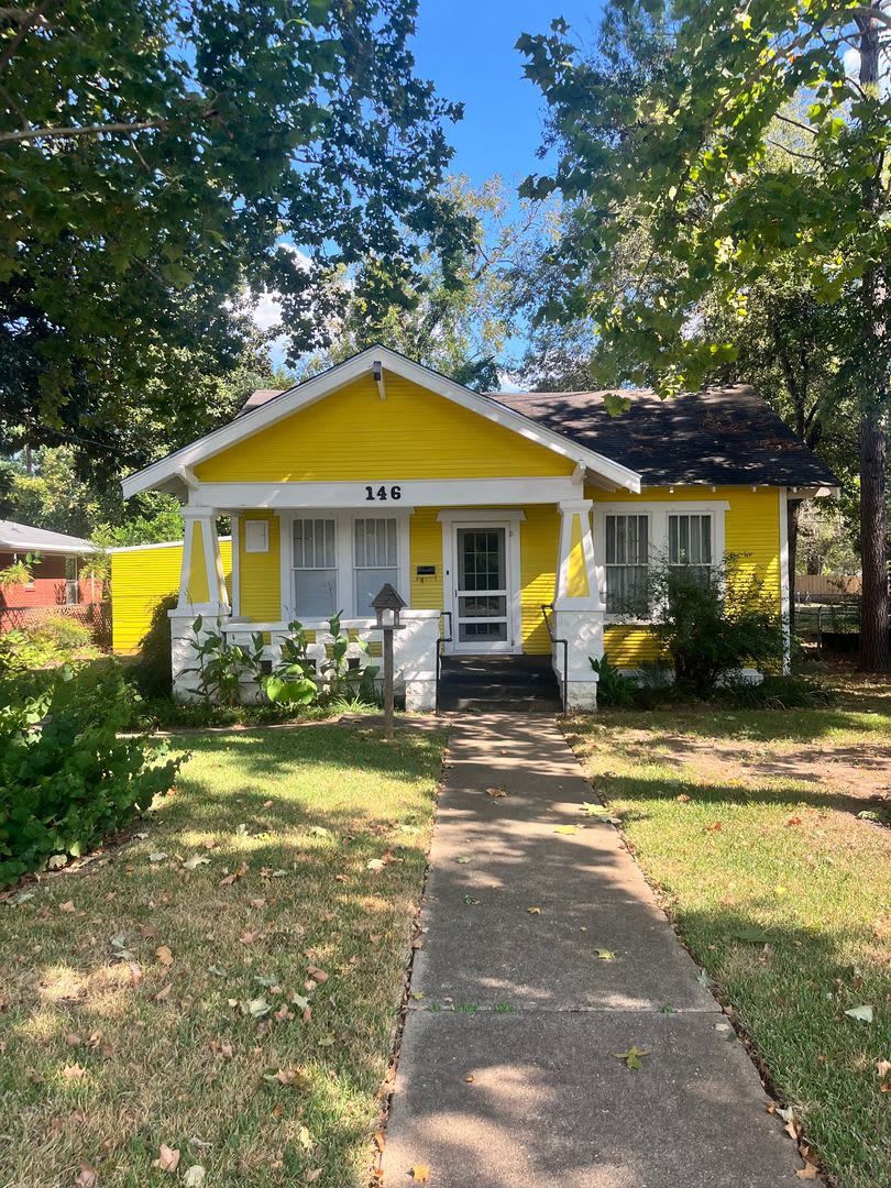 Charming 3-Bedroom Home with Office Near Downtown!