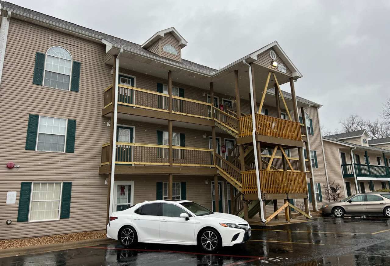 BR - 680 Fall Creek Drive