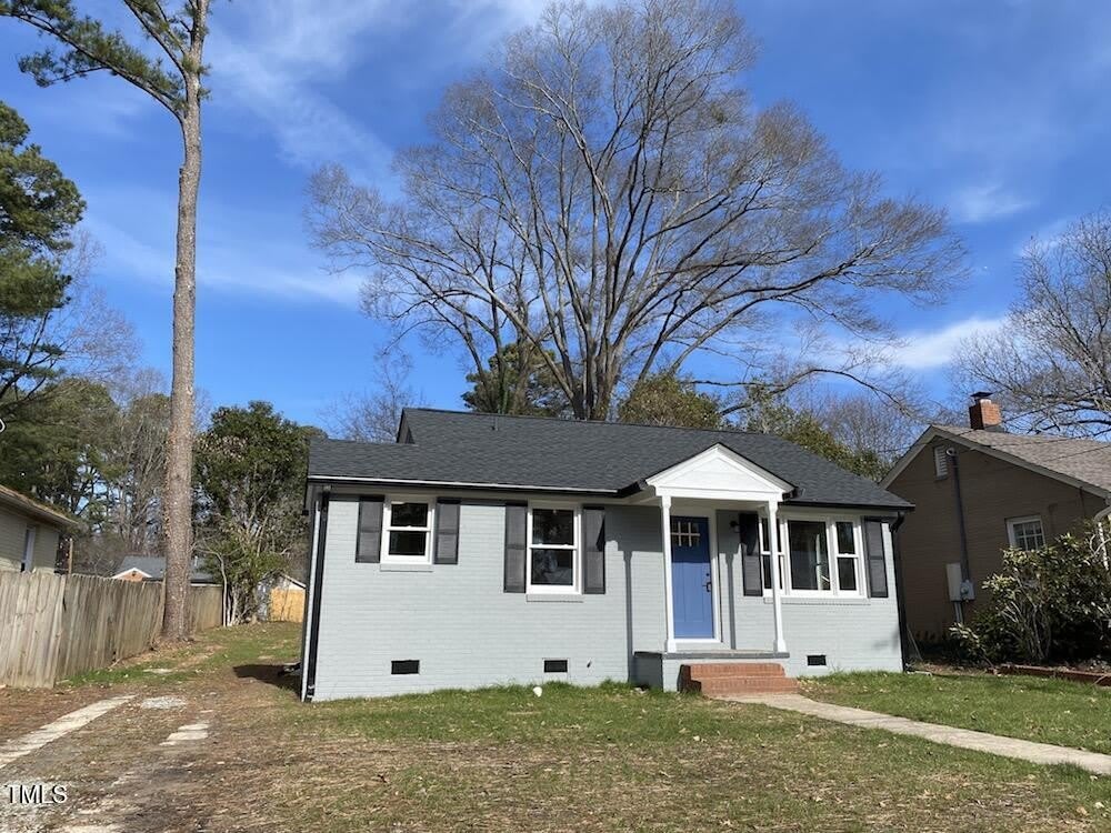 403 E Hammond Street