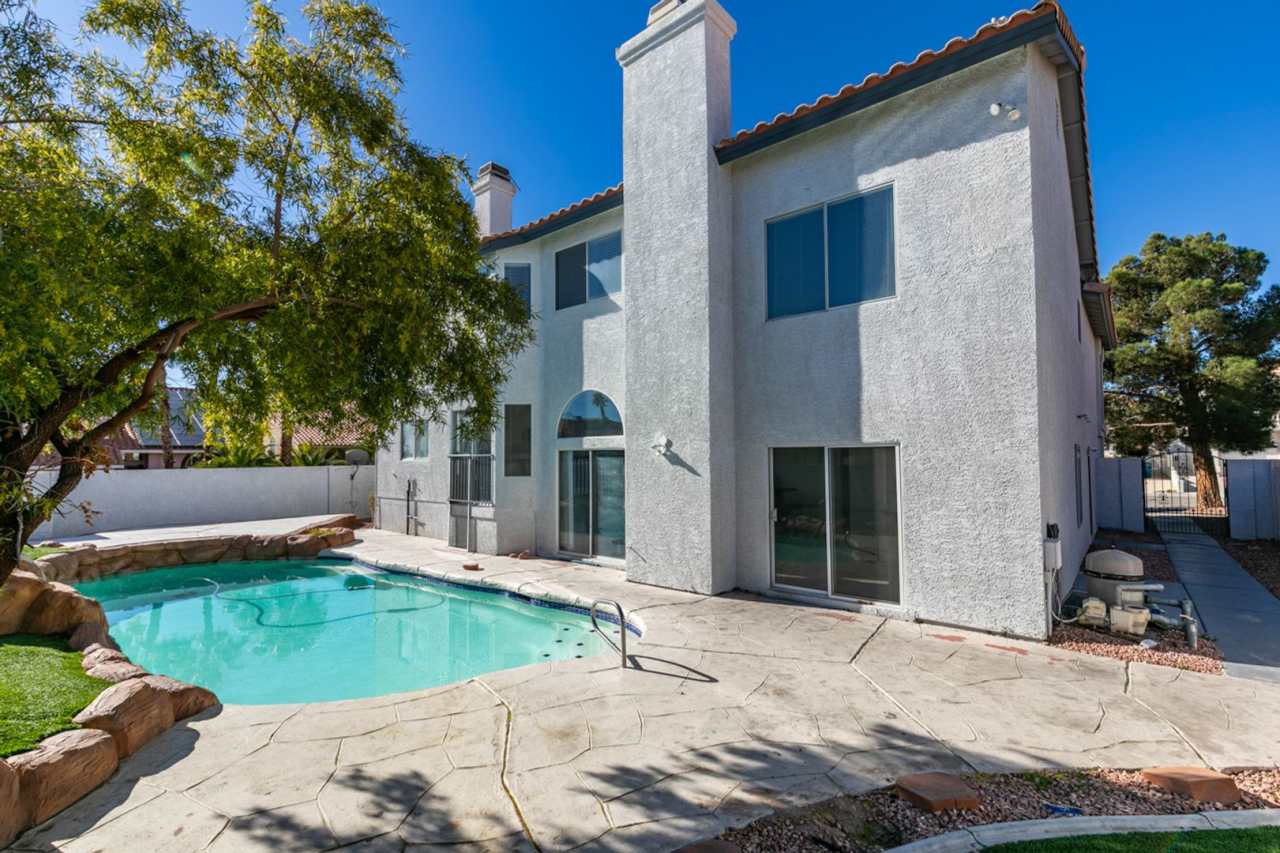 Beautifully Remodeled Home with Pool, RV Parking  3-Car Garage!