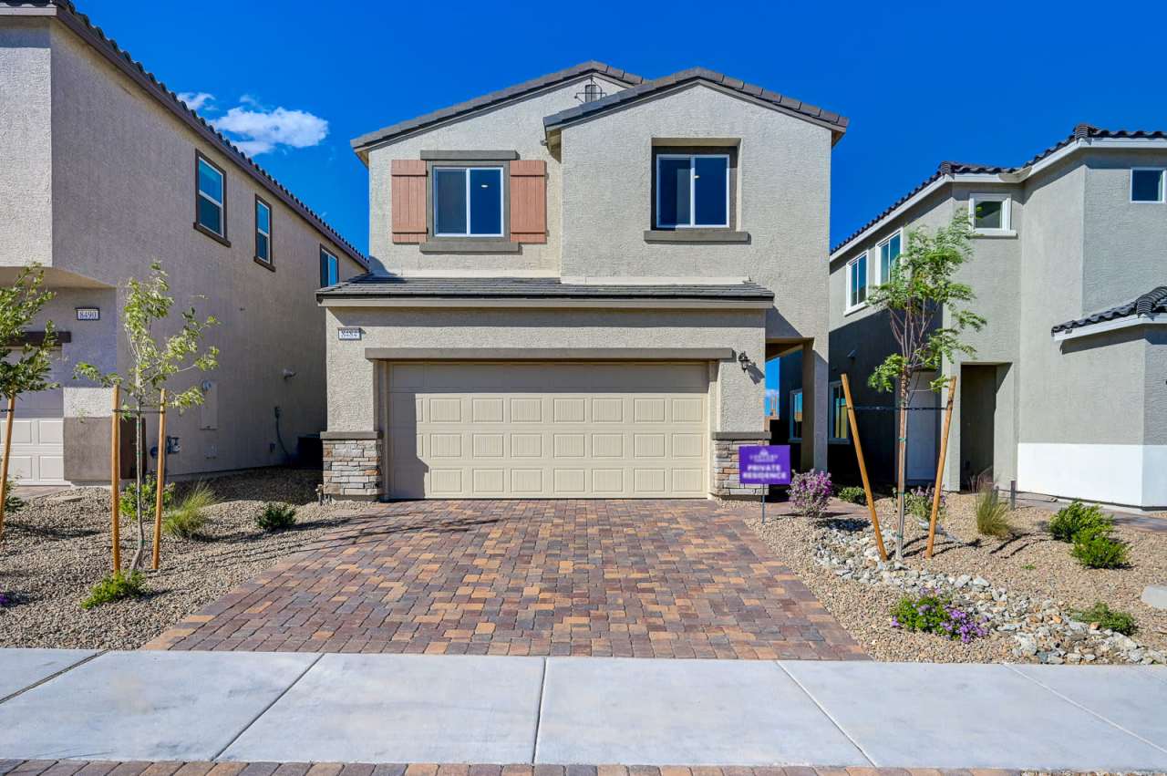 8484 West Agate Avenue