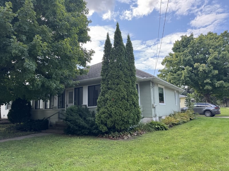 855 Langlade Avenue
