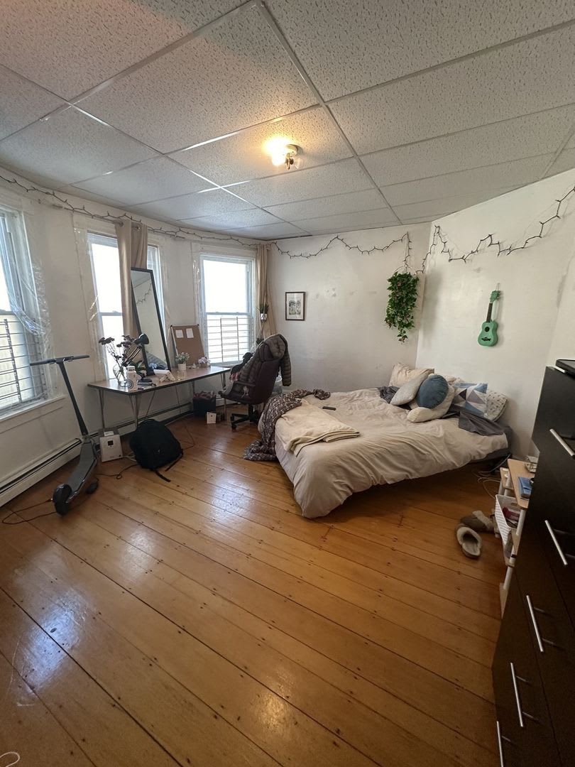 48 Fisher Ave #1A Boston MA 02120