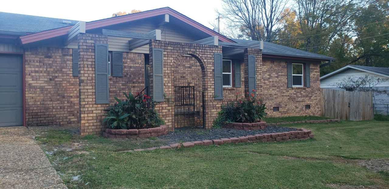 Please contact Lance Garner 501-912-6020