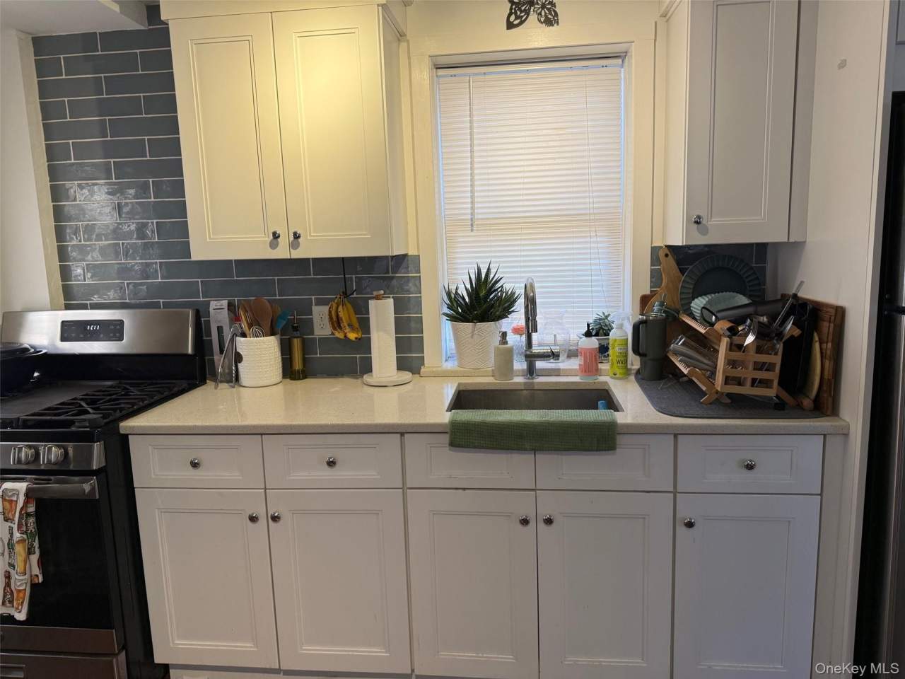 93 Jackson Avenue unit: 1