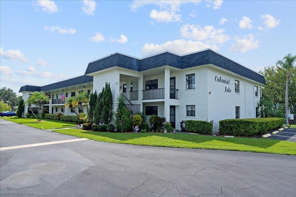 1749 S HIGHLAND AVENUE