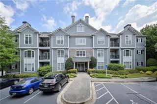 4100 Paces Walk Southeast