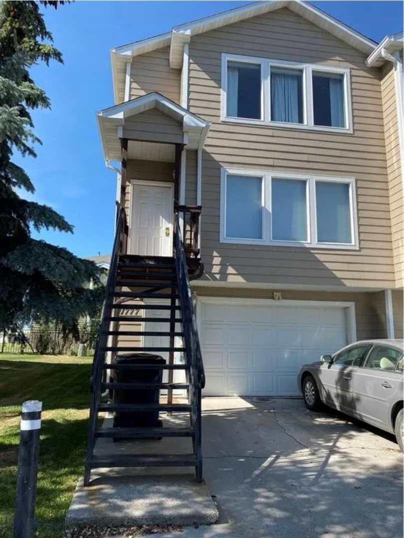 4 Bedroom Townhome in Hawks Ridge