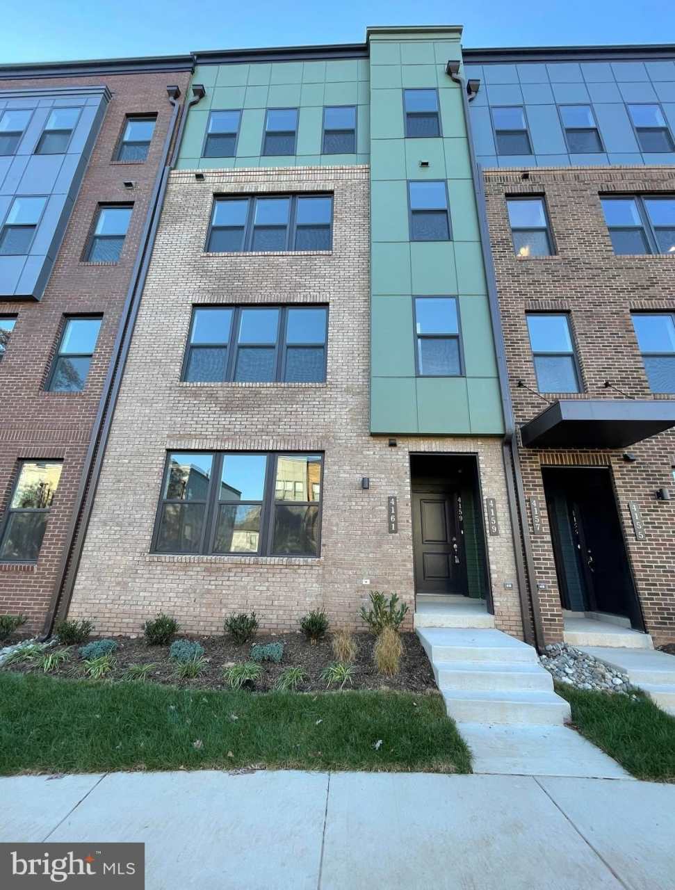 4161 RED MULBERRY DRIVE