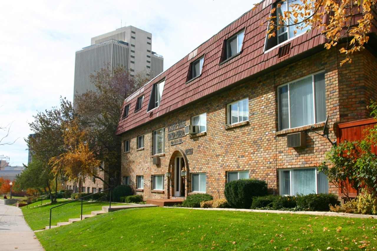 Victoria Canyon Apartments