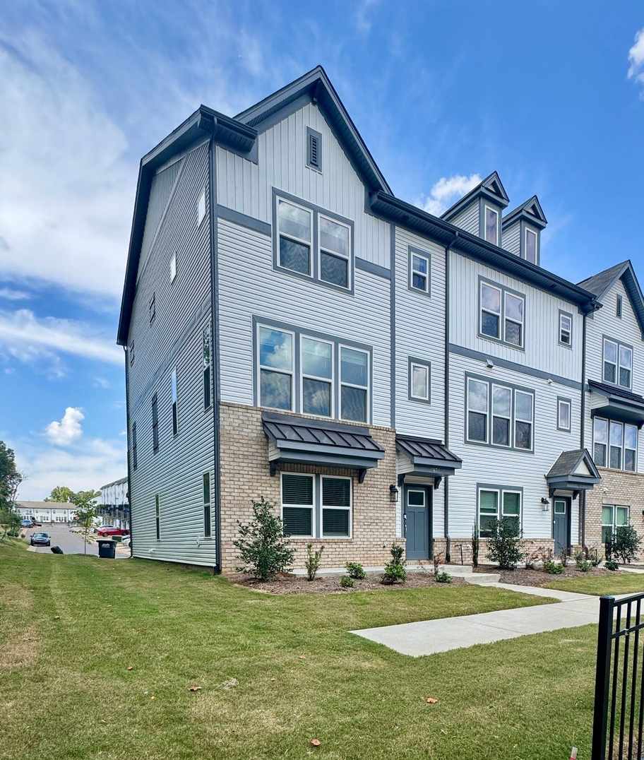 New Construction! 3BR/2.5BA Townhouse