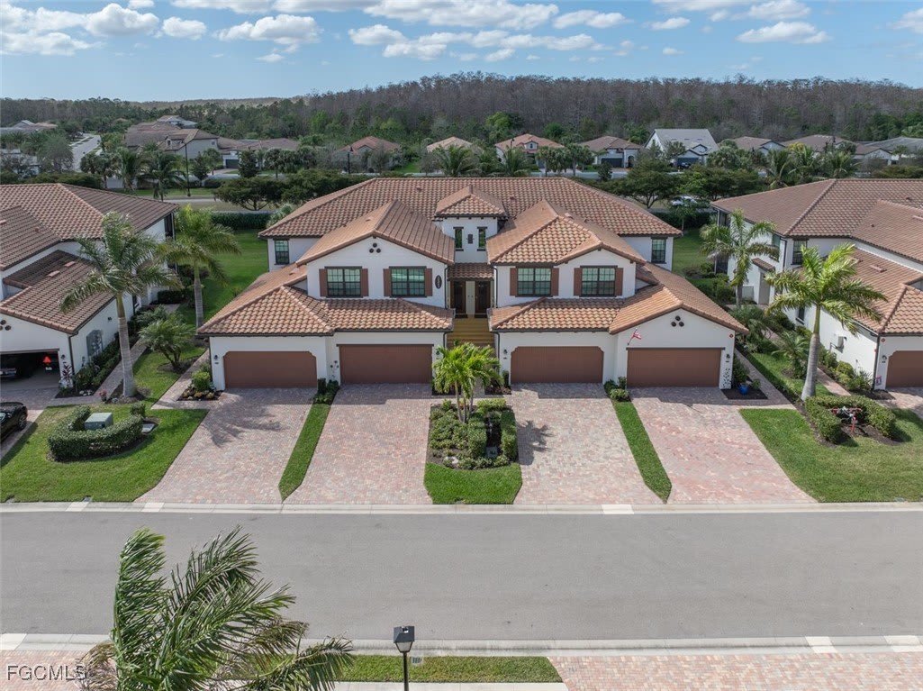 12023 Hawthorn Lake Drive unit: 202