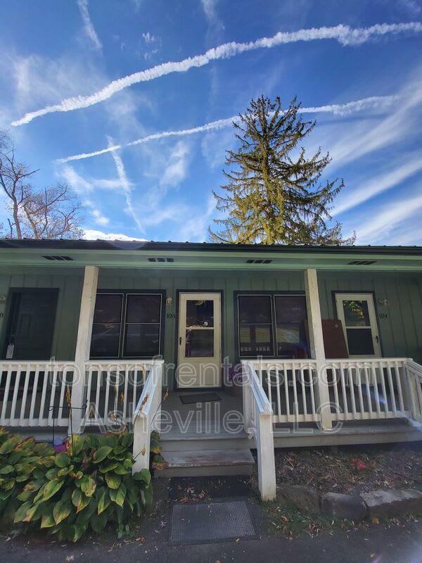 104 Mississippi Avenue