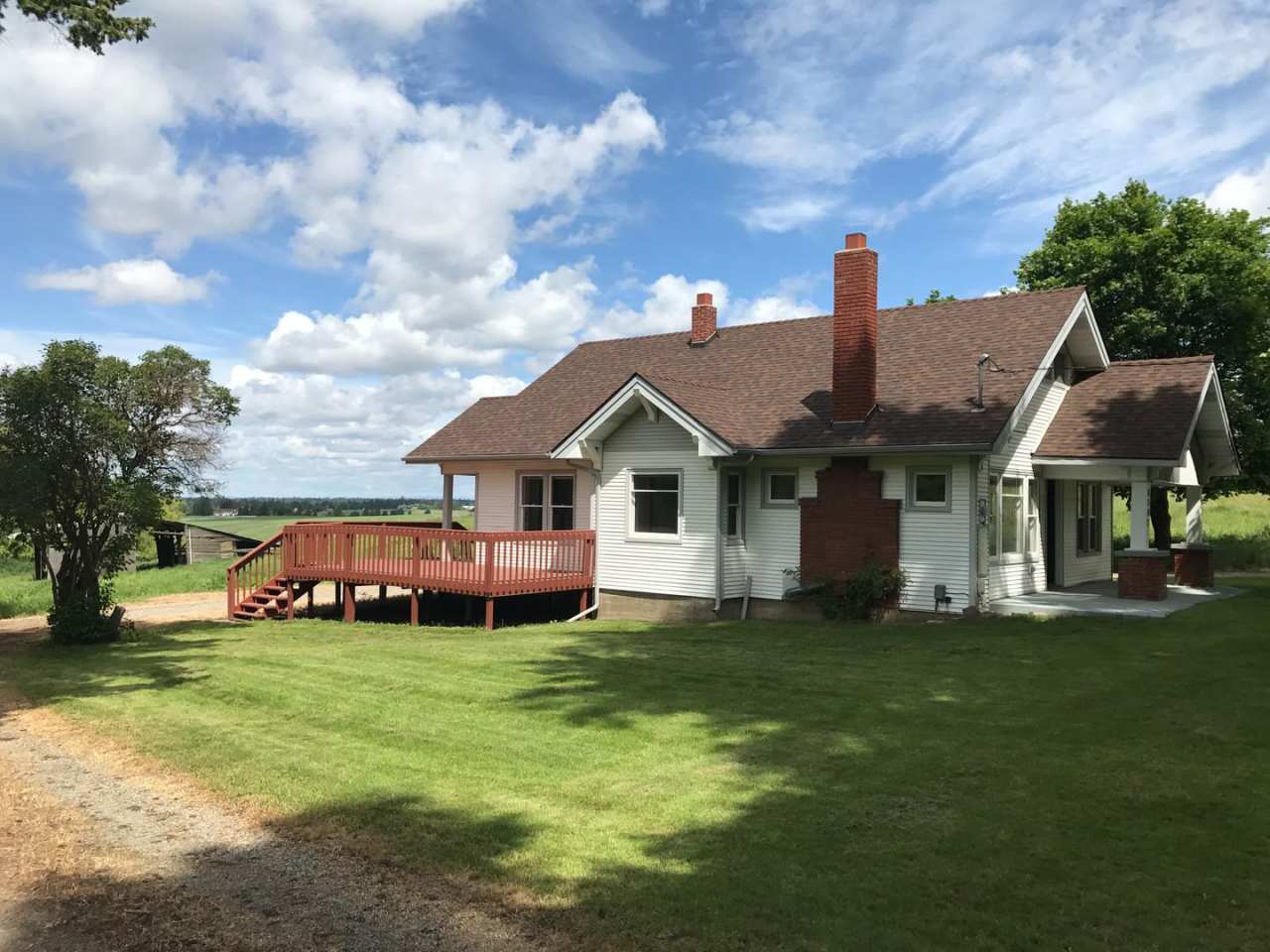 Charming 3 bed South Spokane Farm House