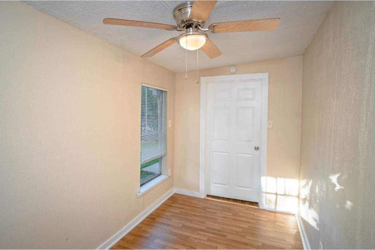 Happy and Convenient Home Near Downtown