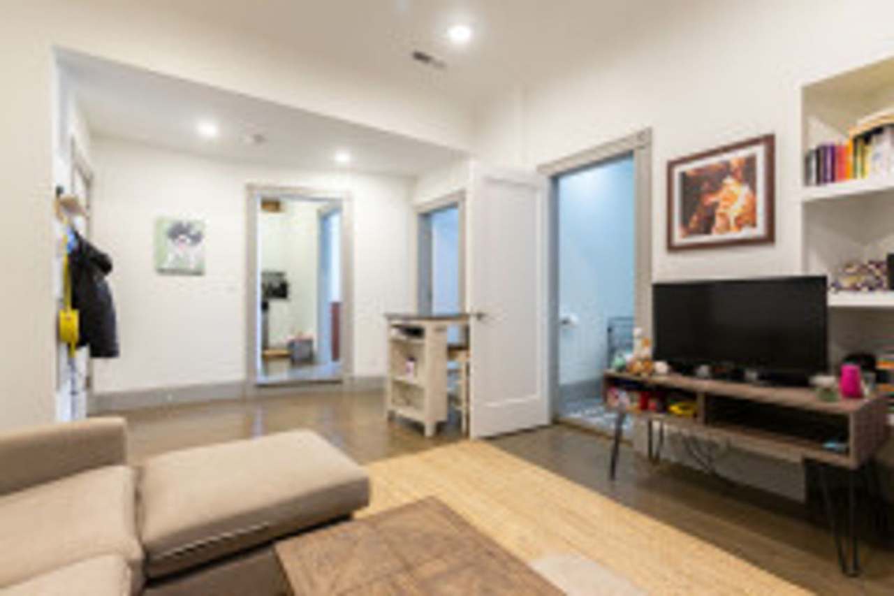 HOT FENWAY LISTING!!!