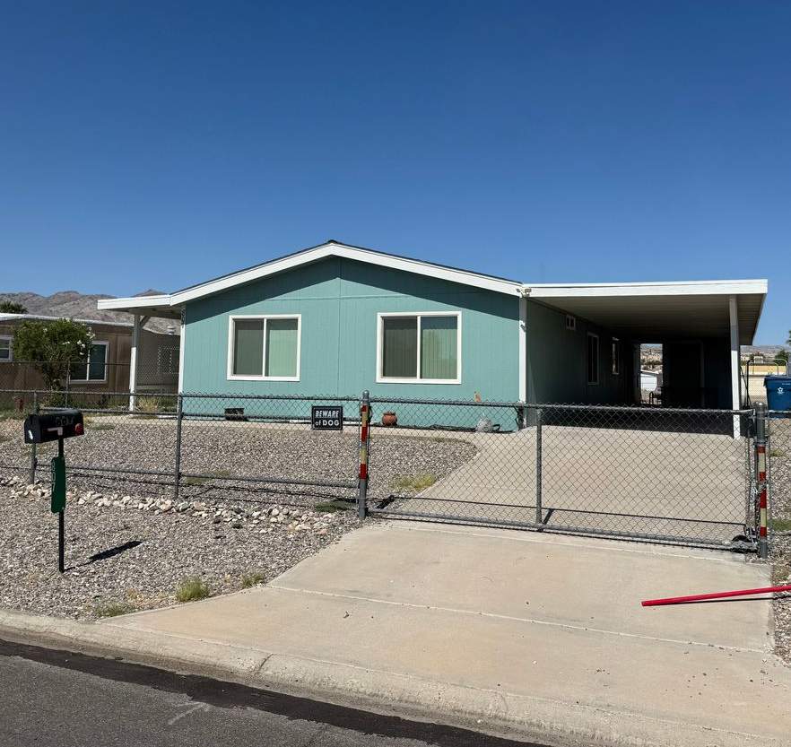 VACATION RENTAL 3 Bedroom, 2 Bath