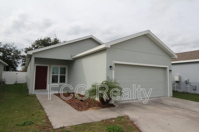 2857 Whispering Trails Dr