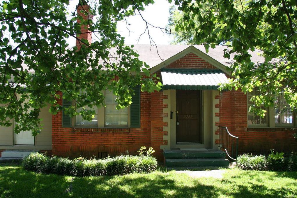 2726 Windsor Avenue