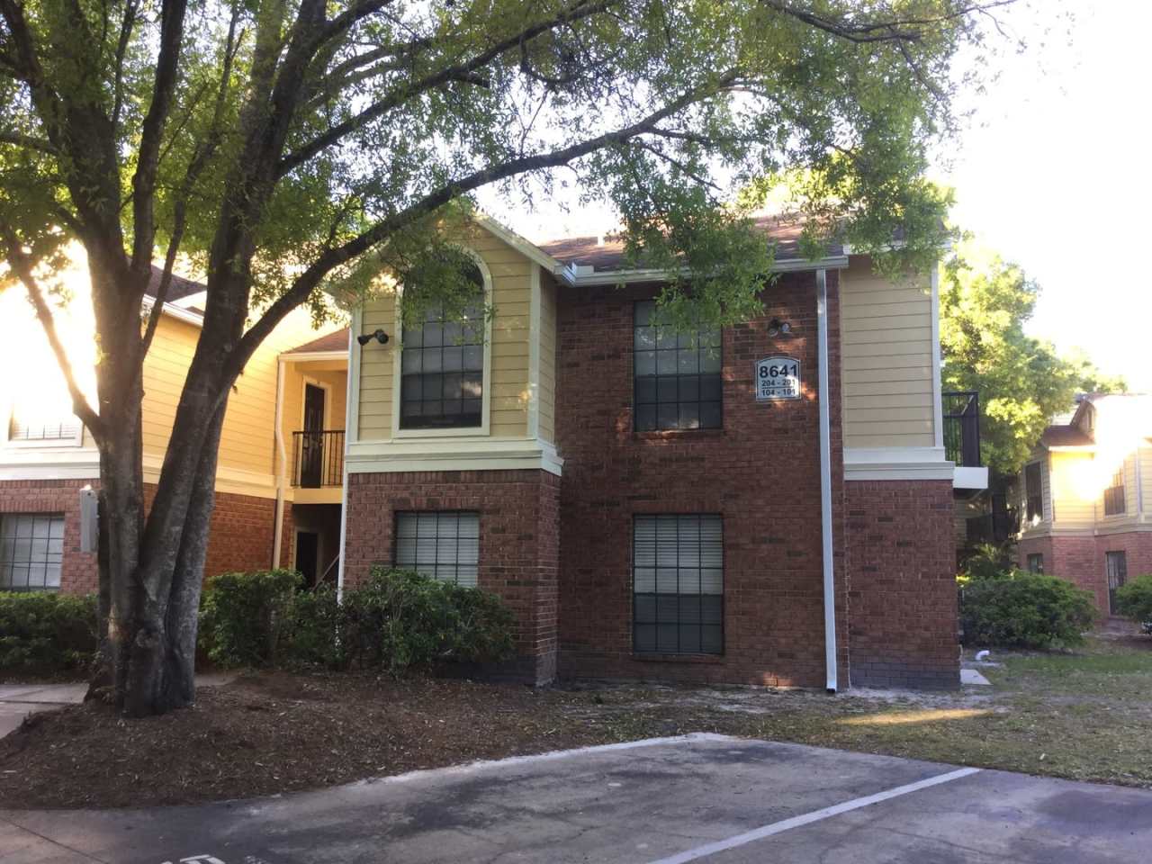Come see this 1 bedroom, 1 bath condo for rent in Central Tampa!