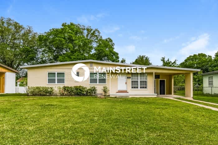 6533 Burgundy Road South